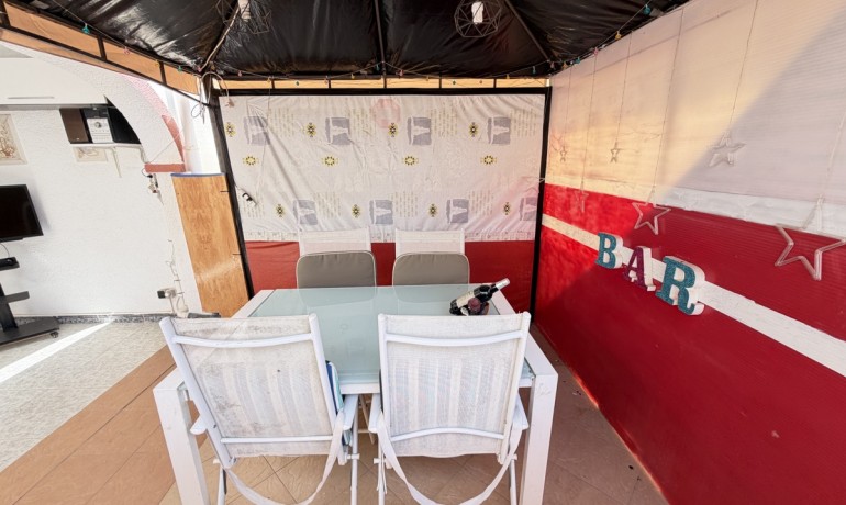 Venta - Apartamento / piso -
San Miguel de Salinas - San Miguel De Salinas