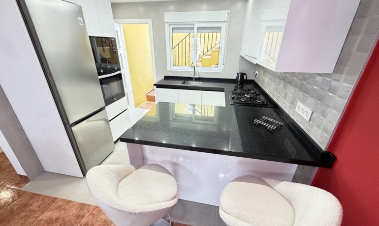 Venta - Apartamento / piso -
San Miguel de Salinas - San Miguel De Salinas