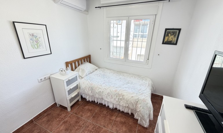 Venta - Apartamento / piso -
San Miguel de Salinas - San Miguel De Salinas