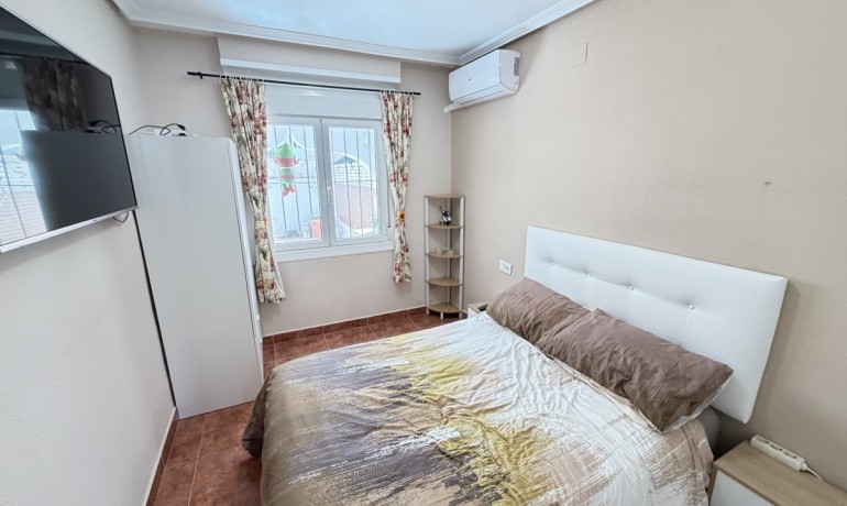 Venta - Apartamento / piso -
San Miguel de Salinas - San Miguel De Salinas