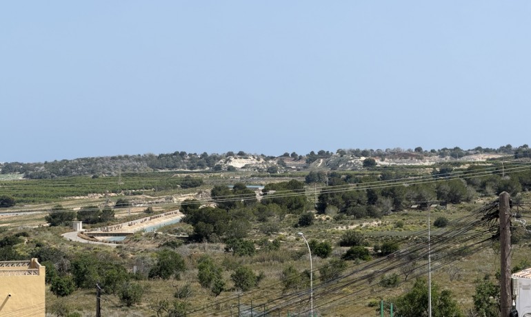 Venta - Apartamento / piso -
San Miguel de Salinas - San Miguel De Salinas
