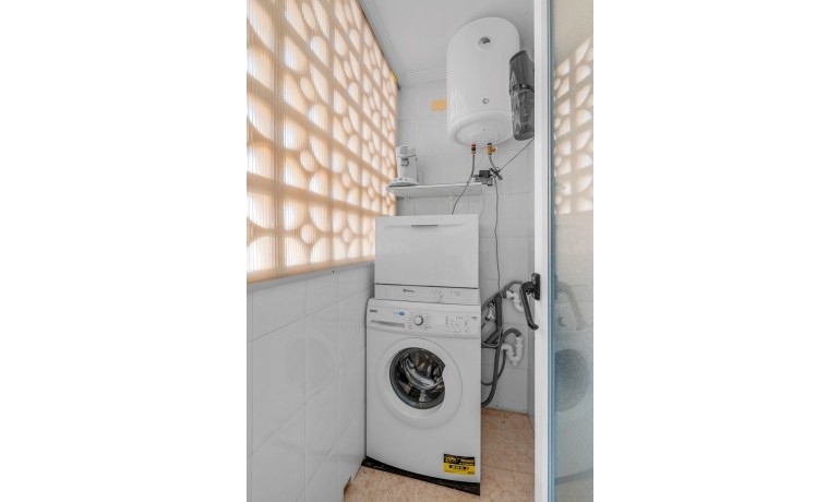 Venta - Apartamento / piso -
Torrevieja - La Mata