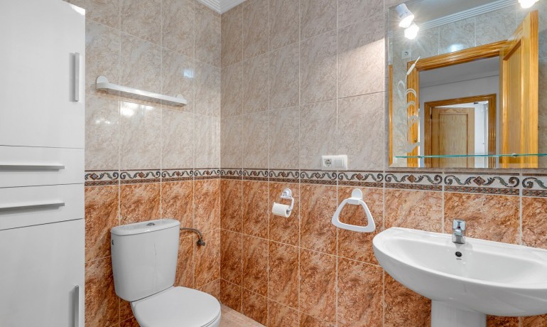 Venta - Apartamento / piso -
Torrevieja - La Mata