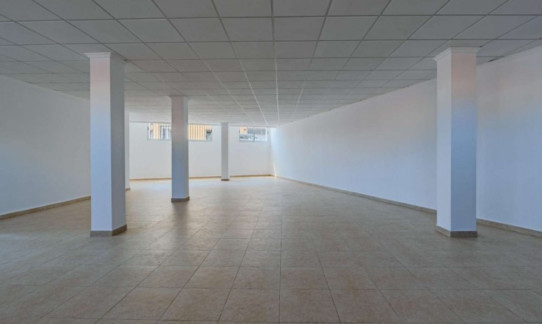 Venta - Comercial -
Torrevieja - Nueva Torrevieja - Aguas Nuevas