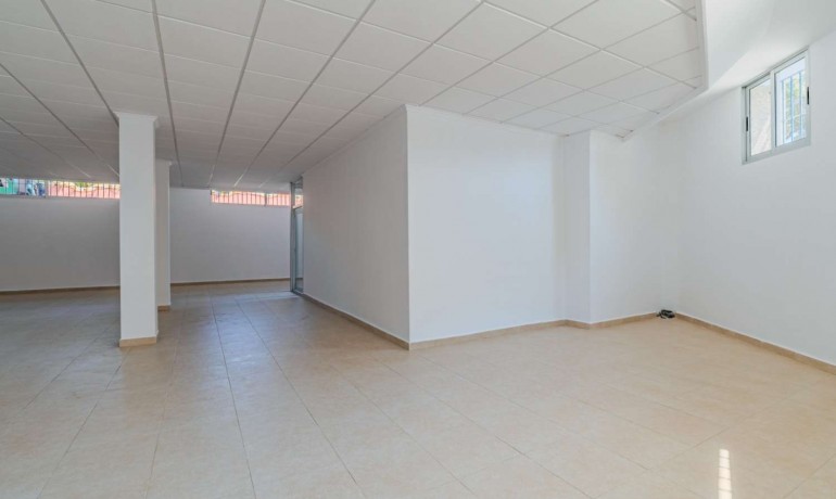 Venta - Comercial -
Torrevieja - Nueva Torrevieja - Aguas Nuevas