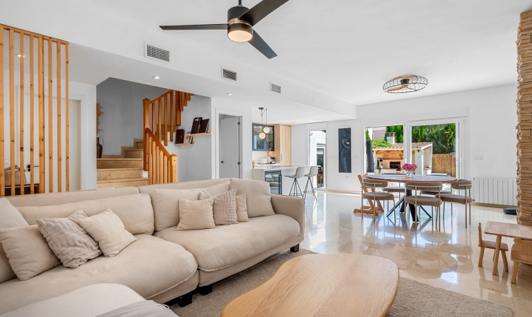 Venta - Casa -
Alicante - Playa San Juan