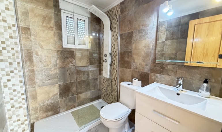 Sale - Villa -
Villamartin