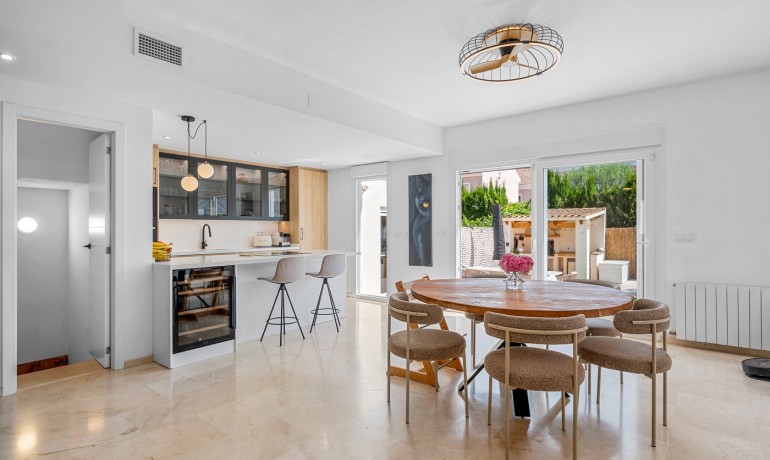 Venta - Casa -
Alicante - Playa San Juan