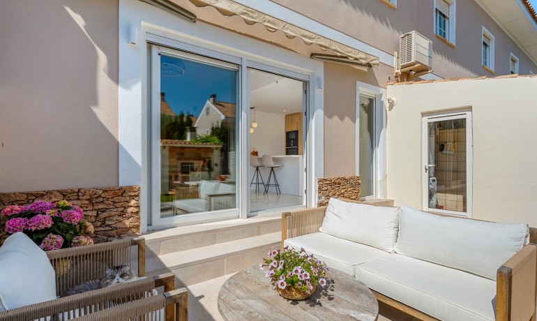 Venta - Casa -
Alicante - Playa San Juan