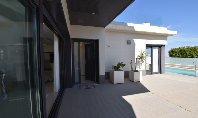 Venta - Villa -
San Miguel de Salinas - San Miguel - Town