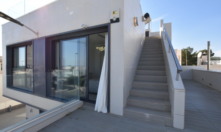 Venta - Villa -
San Miguel de Salinas - San Miguel - Town