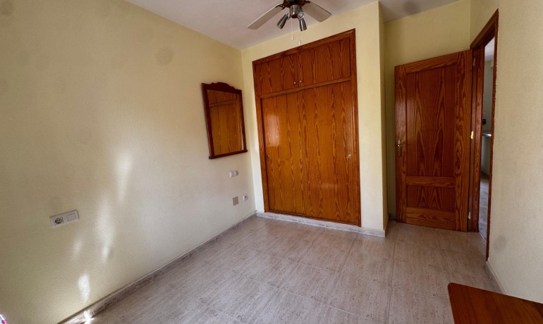 Venta - Apartamento / piso -
San Miguel de Salinas - Blue Lagoon