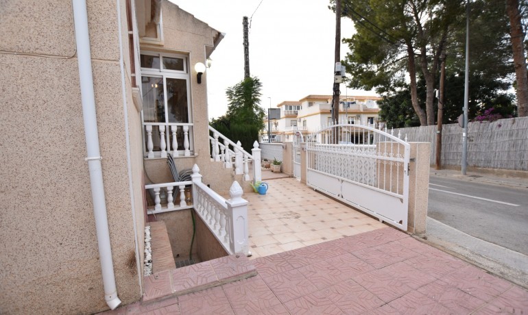 Venta - Villa -
Algorfa - Montemar