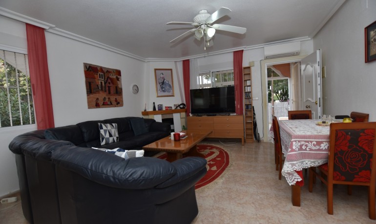 Venta - Villa -
Algorfa - Montemar