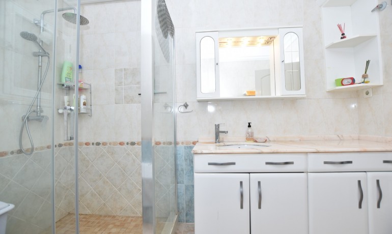Venta - Villa -
Algorfa - Montemar