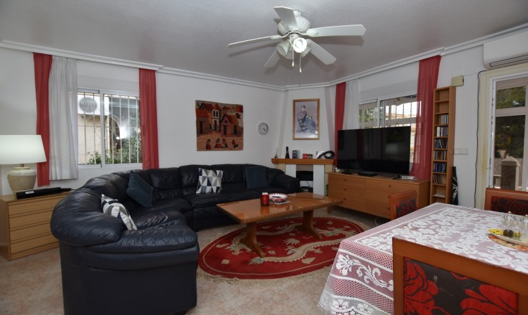 Venta - Villa -
Algorfa - Montemar