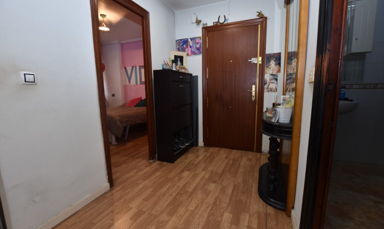 Herverkoop - Appartement / Flat -
Torrevieja - Torrevieja - Centre