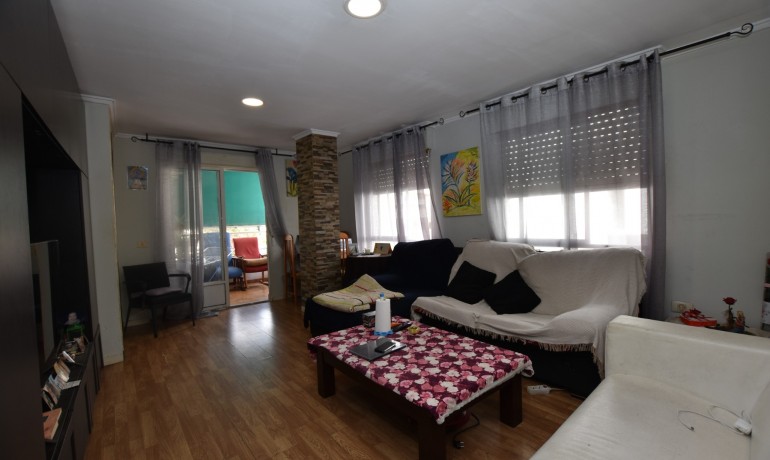 Herverkoop - Appartement / Flat -
Torrevieja - Torrevieja - Centre
