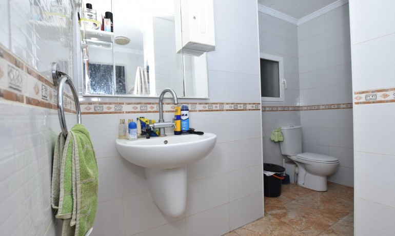 Herverkoop - Appartement / Flat -
Torrevieja - Torrevieja - Centre