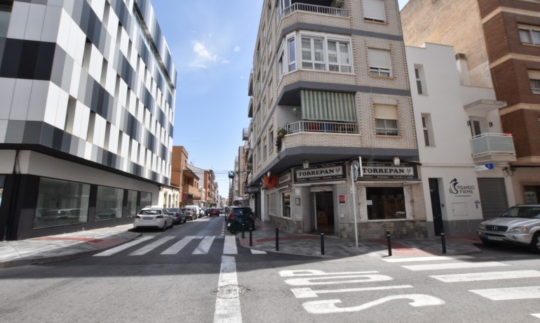 Herverkoop - Appartement / Flat -
Torrevieja - Torrevieja - Centre