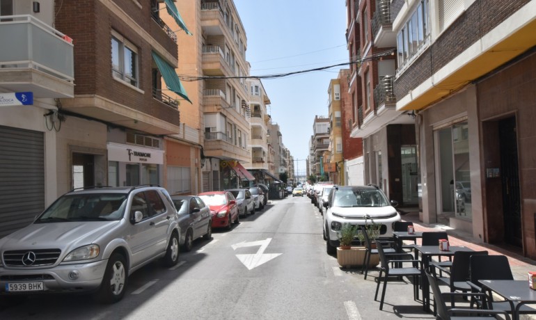 Herverkoop - Appartement / Flat -
Torrevieja - Torrevieja - Centre