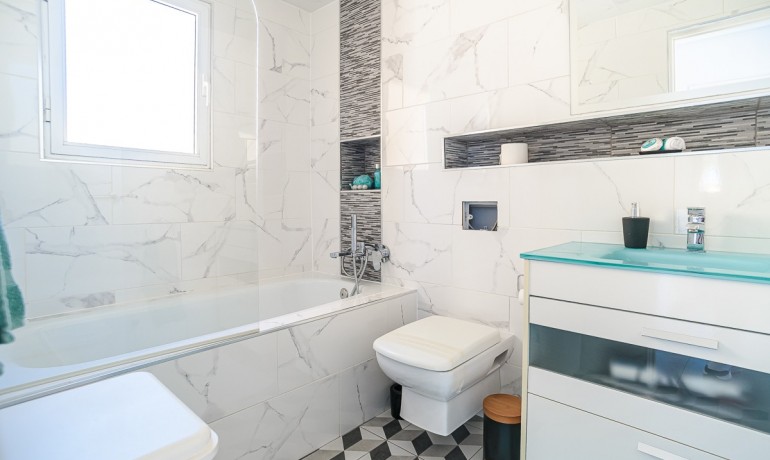 Venta - Casa -
Algorfa - ALGORFA