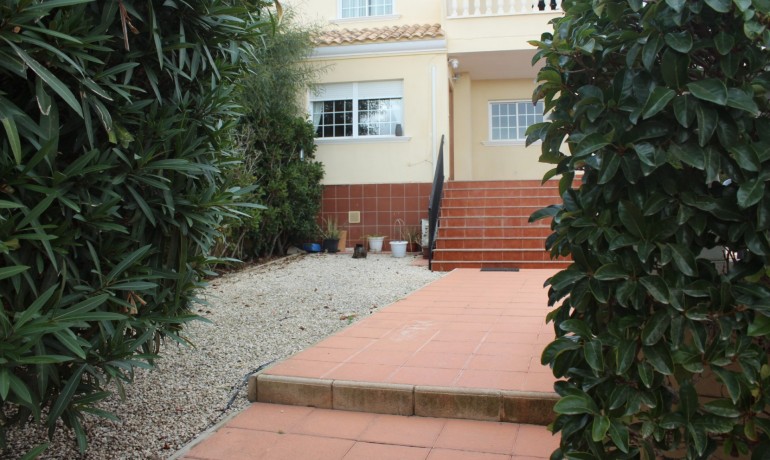 Venta - Villa -
Algorfa - Montemar
