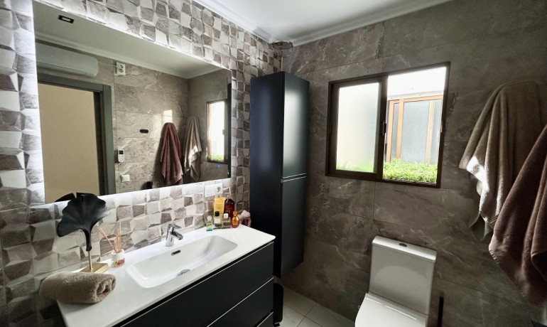 Venta - Apartamento / piso -
Torremendo