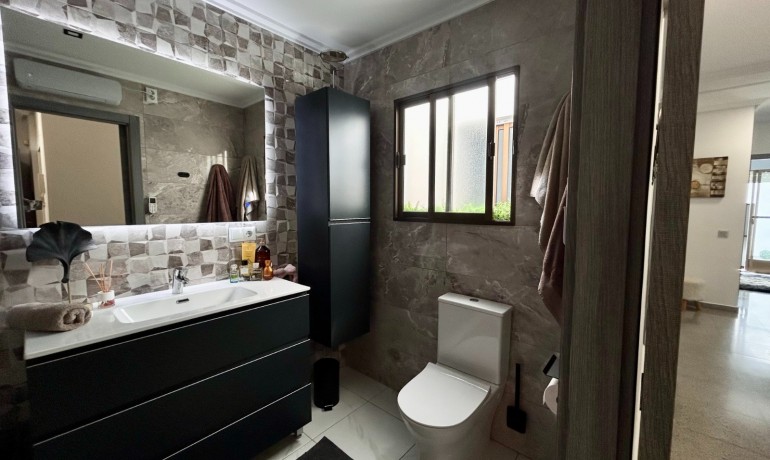 Venta - Apartamento / piso -
Torremendo