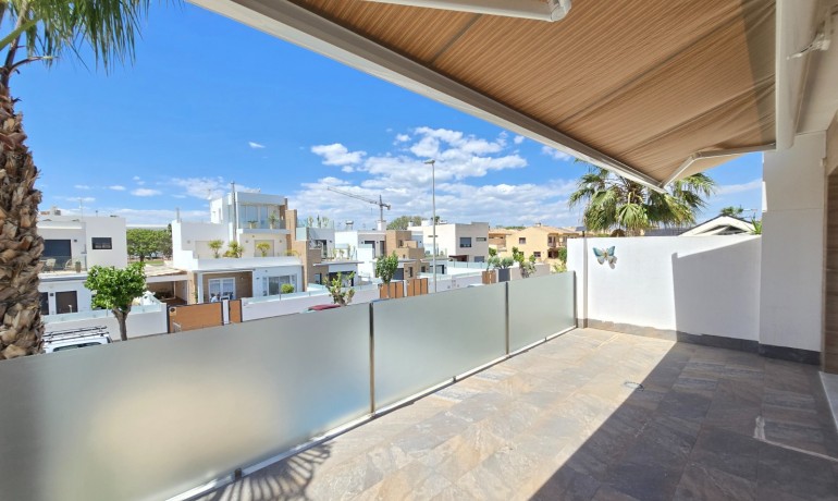 Revente - Villa * -
Pilar de la Horadada *