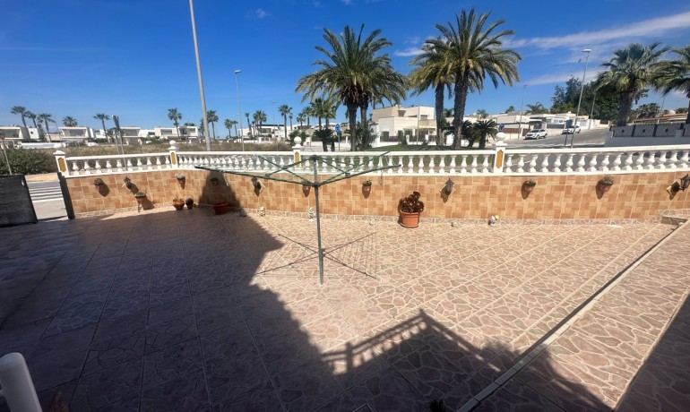 Venta - Apartamento / piso -
Orihuela - Entre Naranjos Vistabella