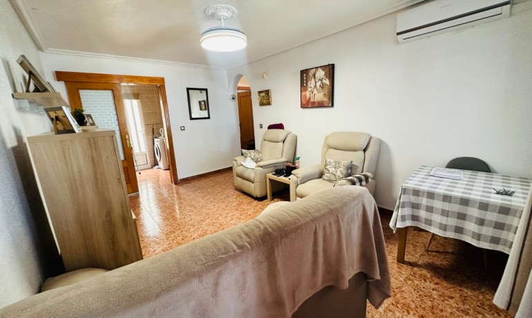 Venta - Apartamento / piso -
Orihuela - Entre Naranjos Vistabella