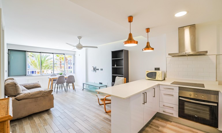 Sale - Apartment / Flat -
Orihuela Costa* - Punta Prima
