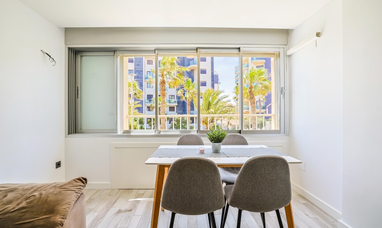 Sale - Apartment / Flat -
Orihuela Costa* - Punta Prima