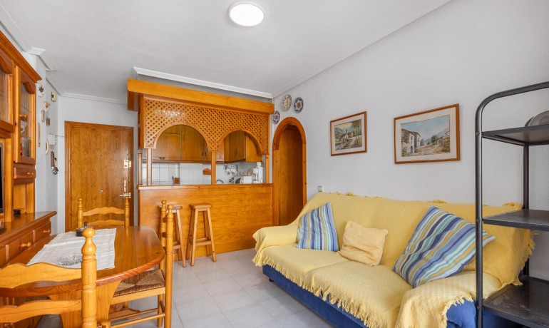 Venta - Apartamento / piso -
Torrevieja - La Mata
