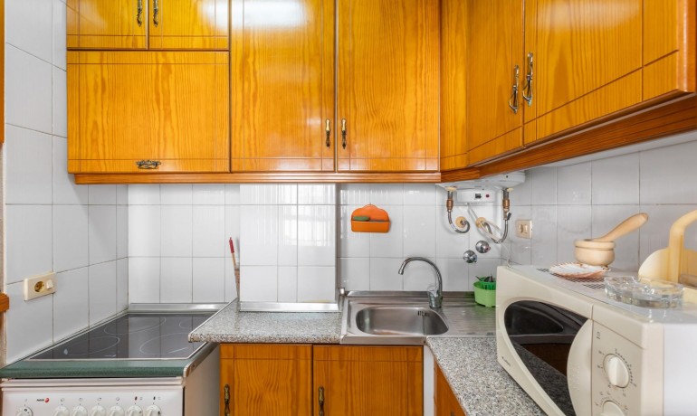 Venta - Apartamento / piso -
Torrevieja - La Mata