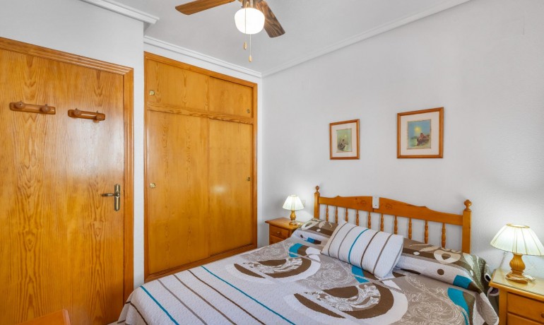 Venta - Apartamento / piso -
Torrevieja - La Mata