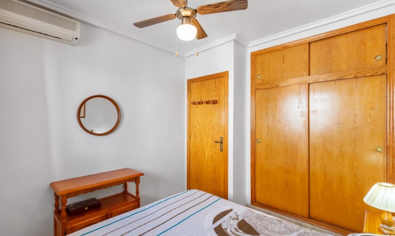 Venta - Apartamento / piso -
Torrevieja - La Mata