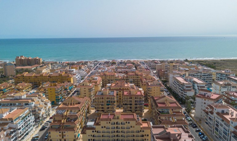 Venta - Apartamento / piso -
Torrevieja - La Mata