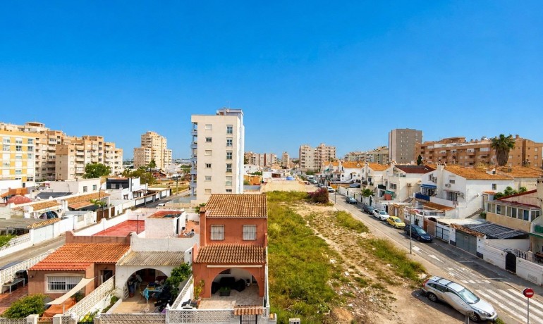 Venta - Apartamento / piso -
Torrevieja - Nueva Torrevieja