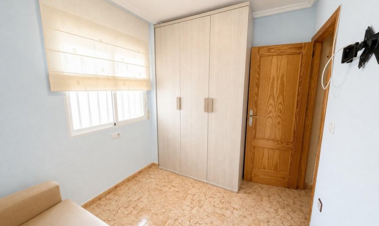 Venta - Apartamento / piso -
Torrevieja - Nueva Torrevieja