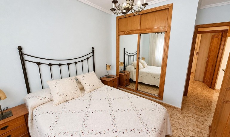 Venta - Apartamento / piso -
Torrevieja - Nueva Torrevieja