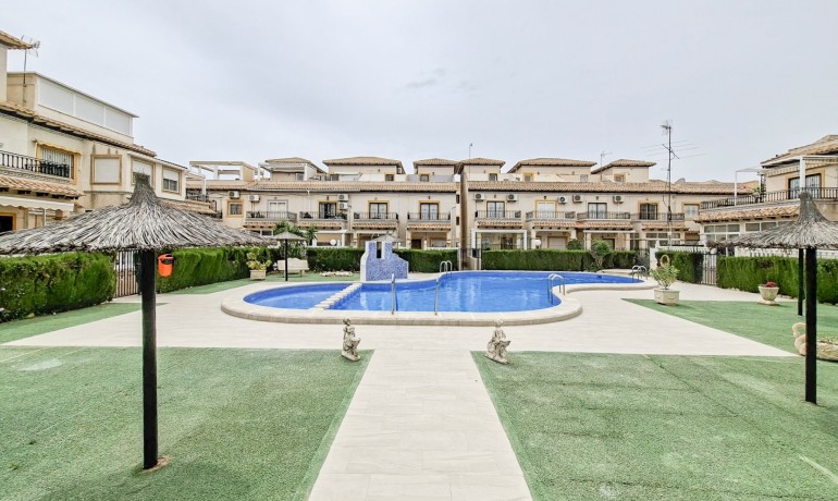Revente - Appartement / Flat -
Orihuela Costa* - Orihuela Costa