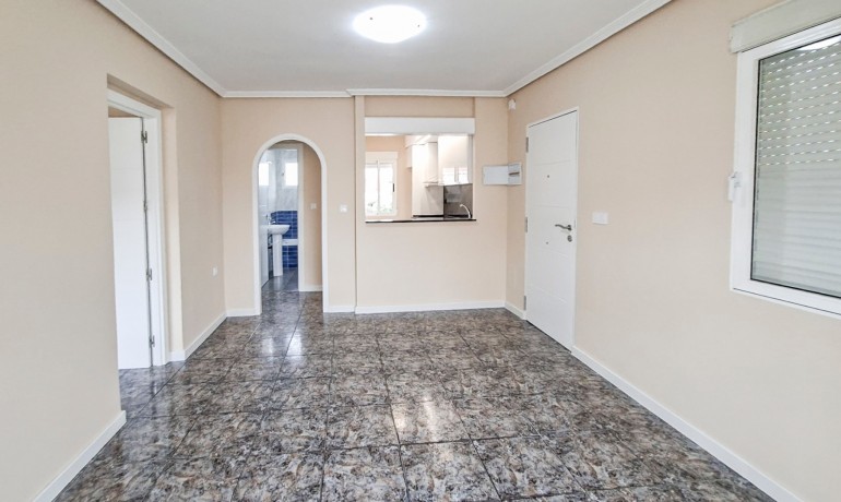 Revente - Appartement / Flat -
Orihuela Costa