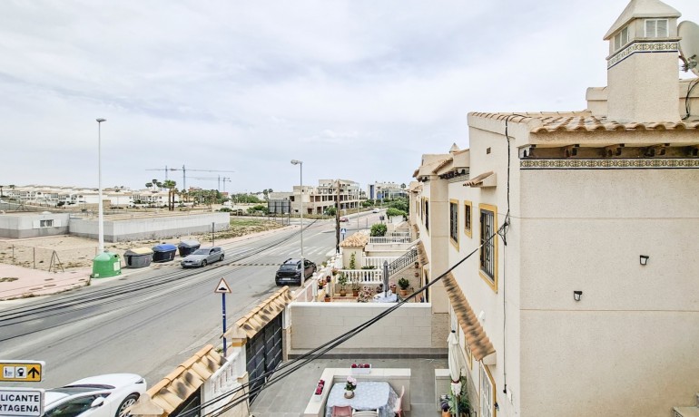 Revente - Appartement / Flat -
Orihuela Costa