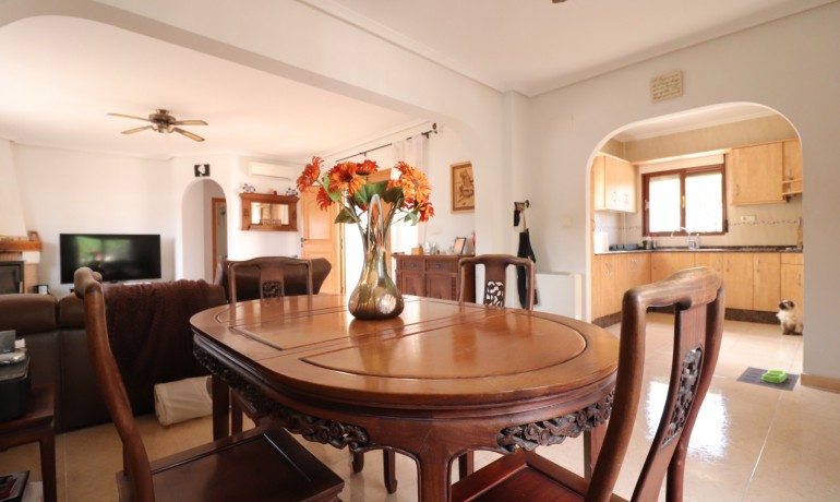 Venta - Villa -
Formentera del Segura - Fincas de La Vega