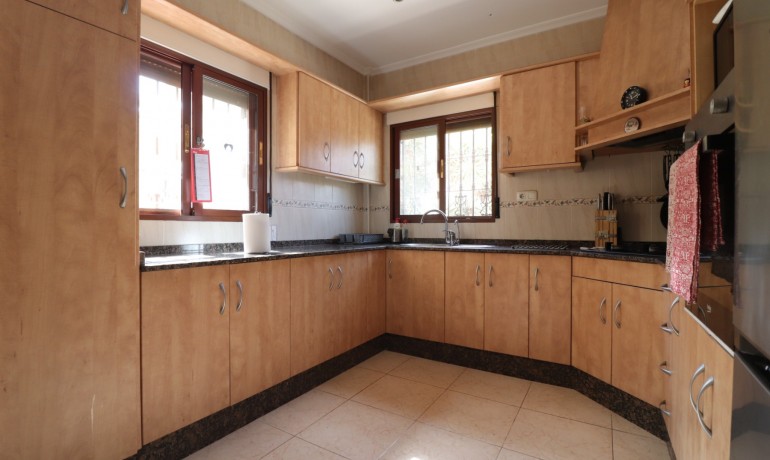 Venta - Villa -
Formentera del Segura - Fincas de La Vega