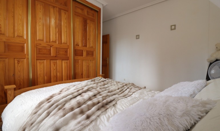 Venta - Villa -
Formentera del Segura - Fincas de La Vega