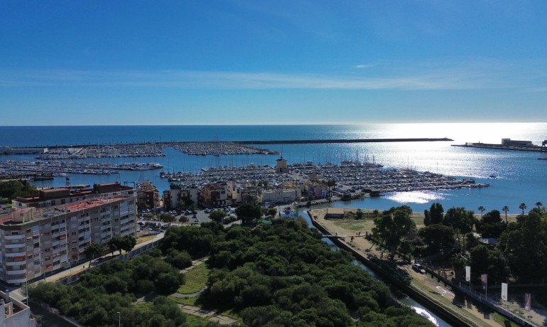 Venta - Apartamento / piso -
Torrevieja