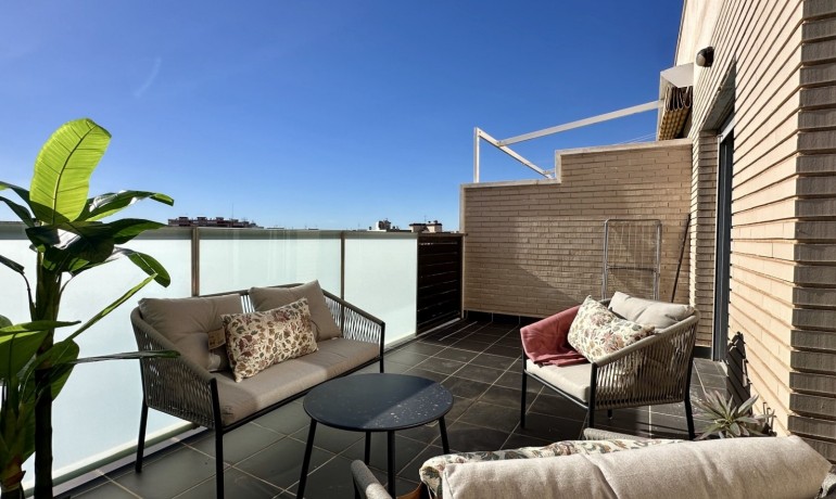 Venta - Apartamento / piso -
Torrevieja
